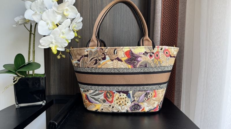 chr1st1an D10r shopping bags